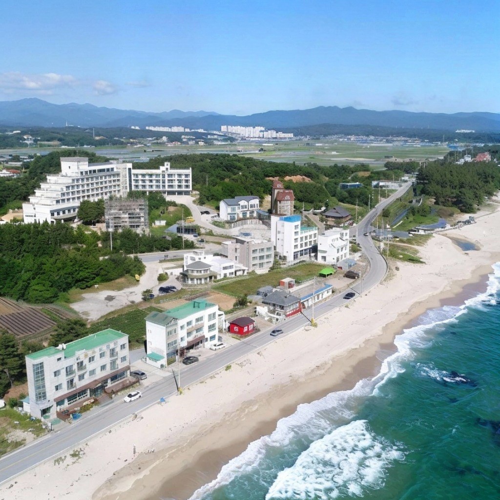 한적한 사천면 해변